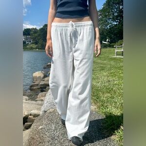Brandy Melville white Anastasia sweatpants